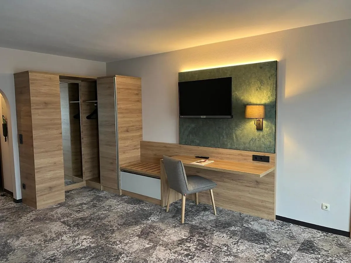 Appartment-Hotel-Hölzl Grünwald Hotell